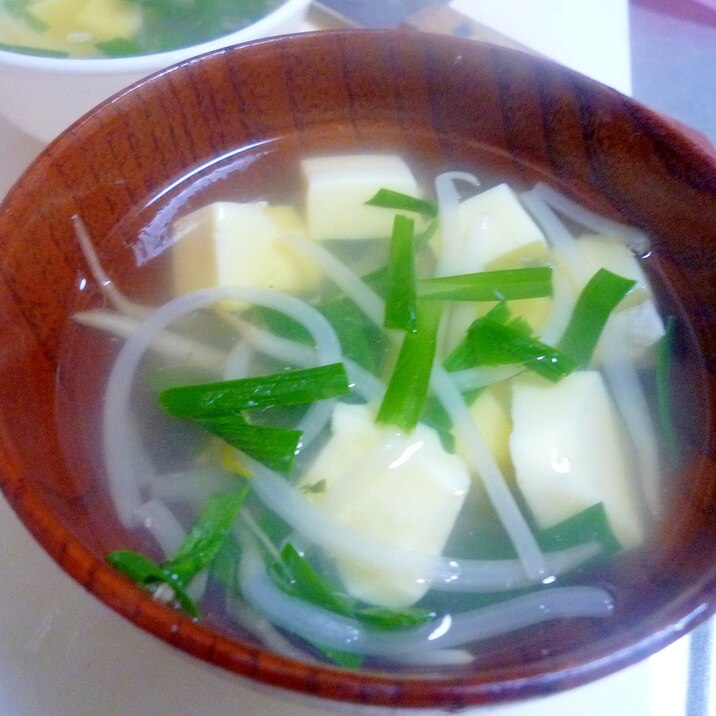 ニラともやしと卵豆腐でお吸い物 レシピ 作り方 By ばーちゃお 楽天レシピ ニラともやしと卵豆腐でお吸い物 レシピ 作り方 By ばーちゃお 楽天レシピ